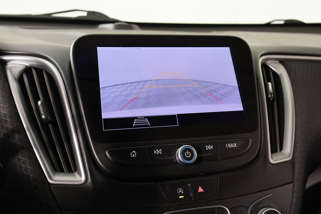 Used 2025 Chevrolet Malibu LS image 6