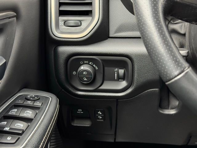 Used 2020 RAM 1500 Sport w/ Night Edition image 34