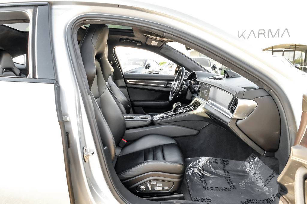 Used 2019 Porsche Panamera GTS AWD/4WD image 42