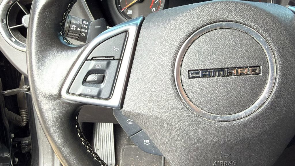 Used 2021 Chevrolet Camaro LS RWD image 7