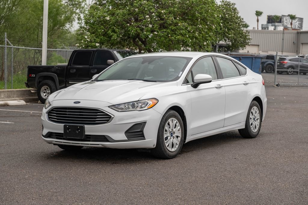 Used 2019 Ford Fusion S FWD image 3