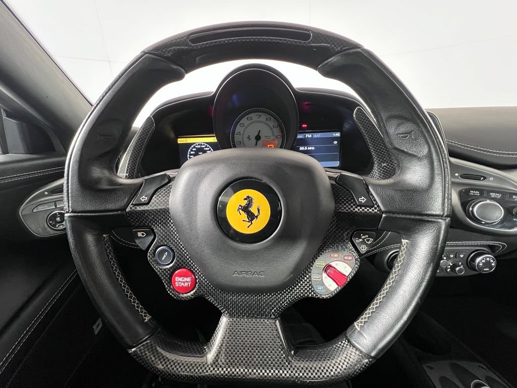 Used 2013 Ferrari 458 Italia Coupe RWD image 24