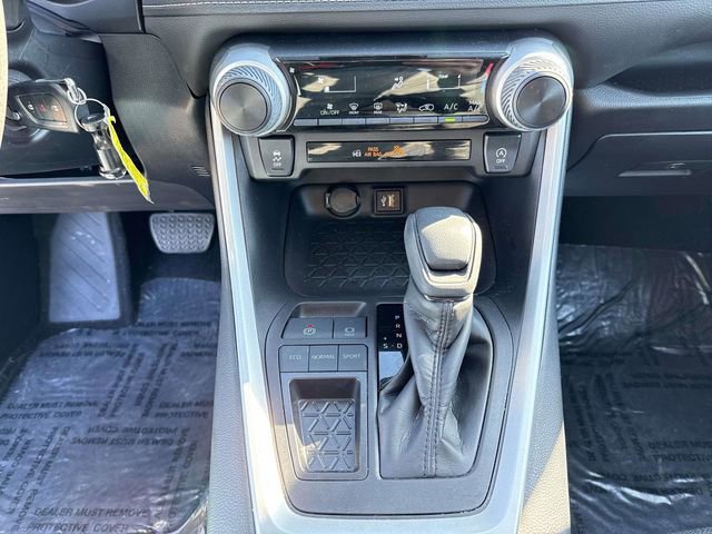 Used 2024 Toyota RAV4 LE image 30
