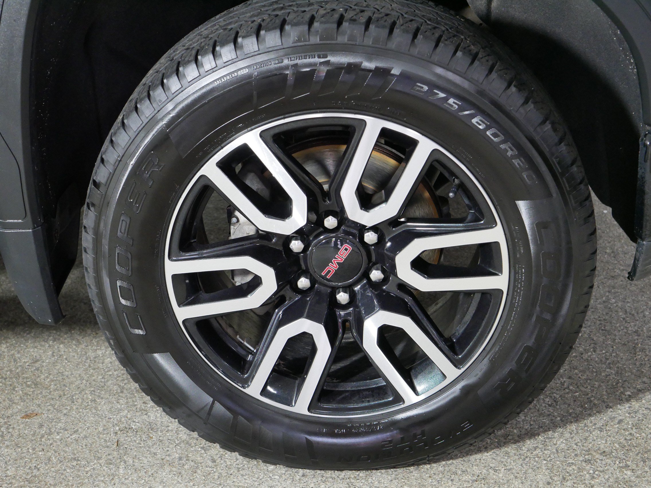 Used 2021 GMC Sierra 1500 AT4 w/ AT4 Premium Package AWD/4WD image 15