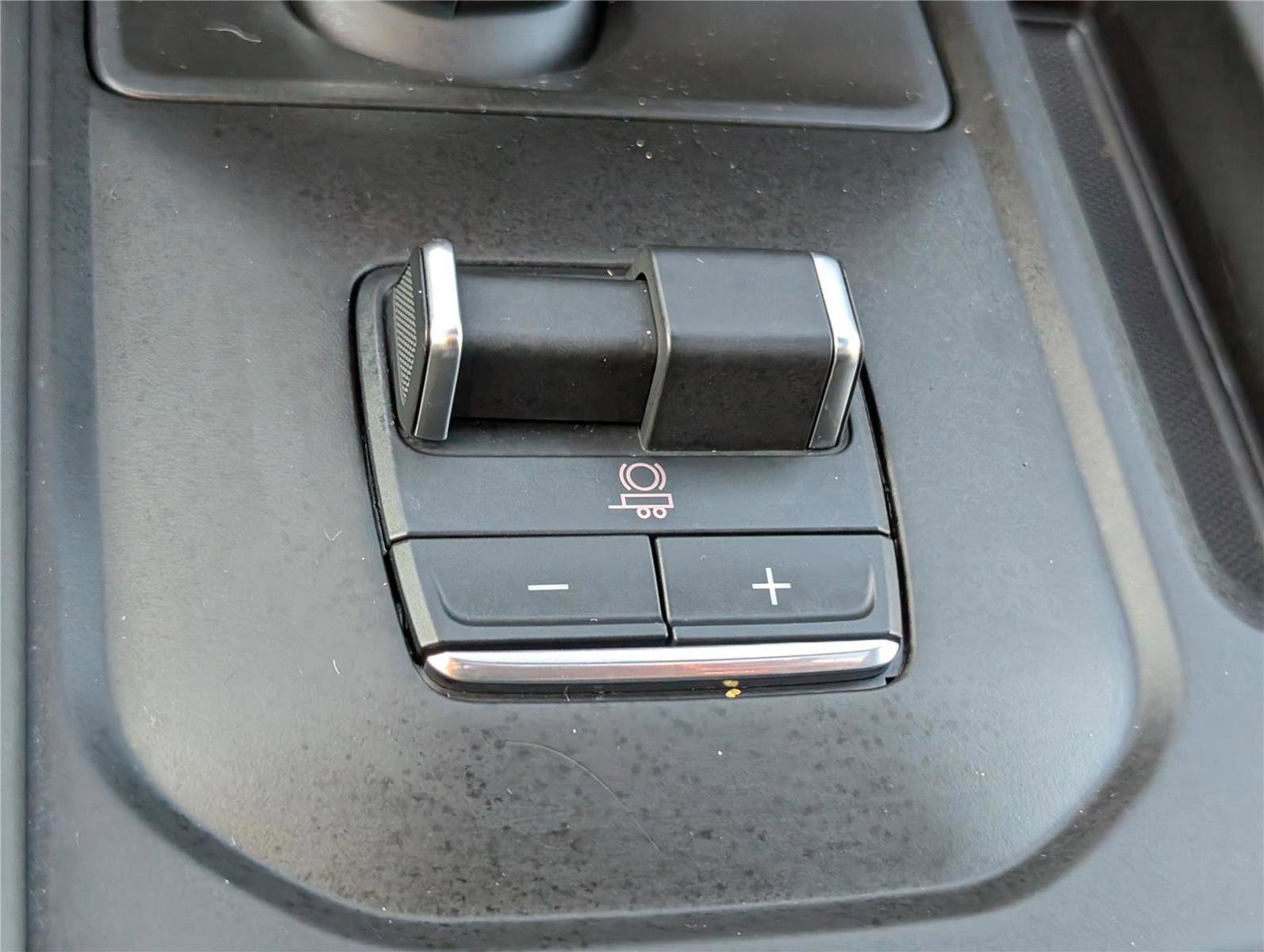 Used 2024 GMC Sierra 1500 AT4X w/ AT4X AEV Edition image 28