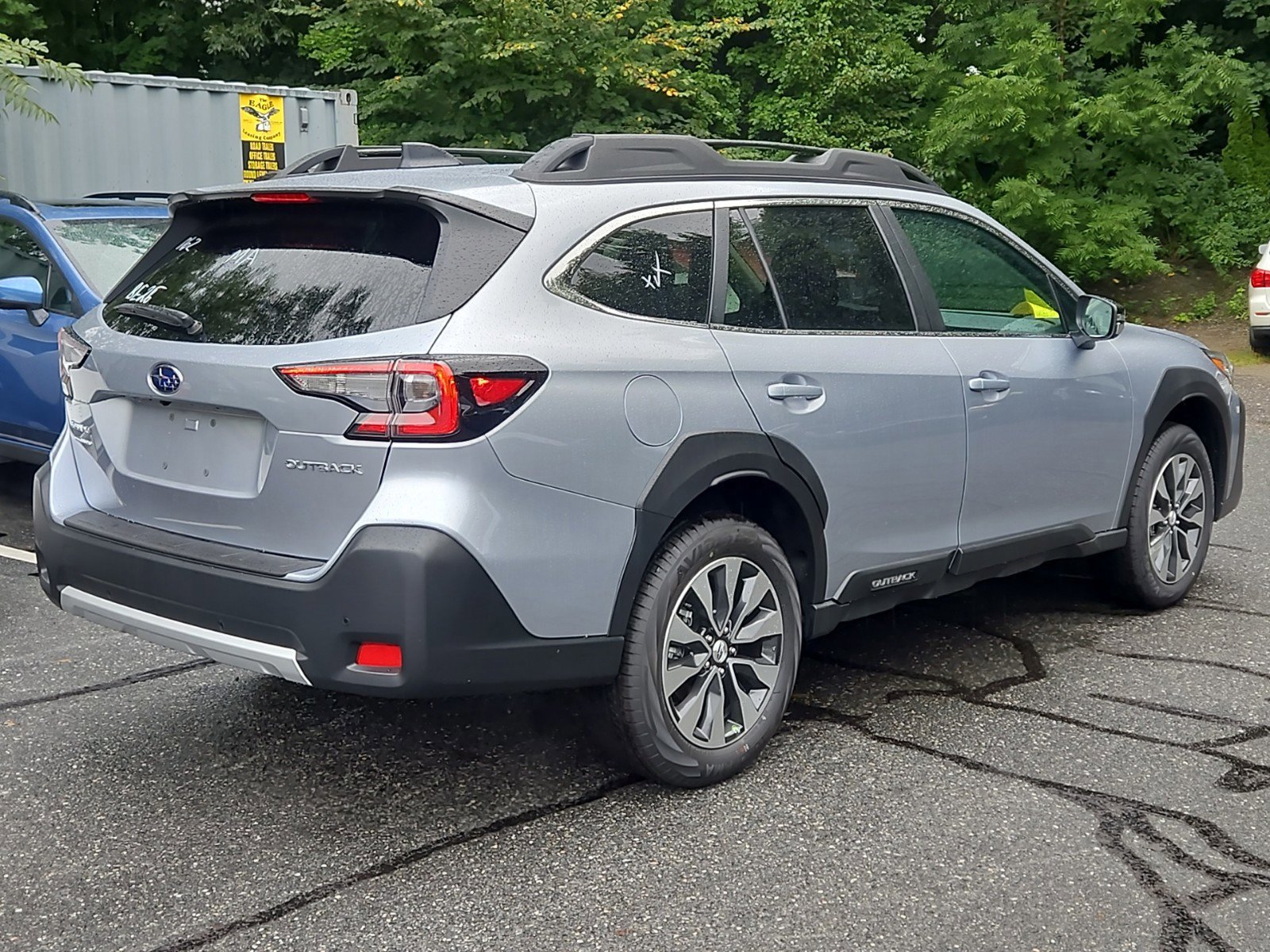 New 2025 Subaru Outback Limited image 2