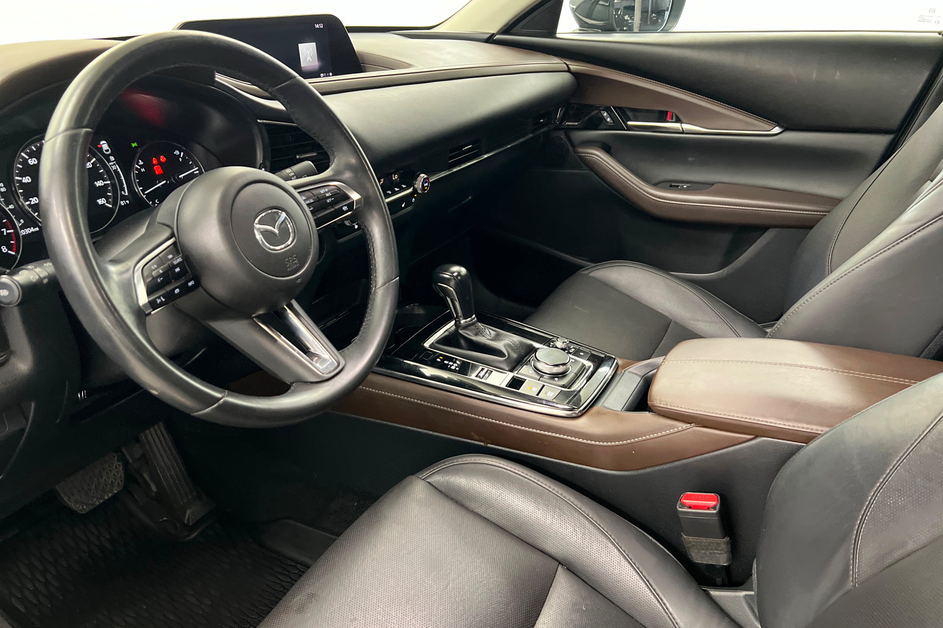 Used 2024 MAZDA CX-30 AWD 2.5 S w/ Premium Package image 17