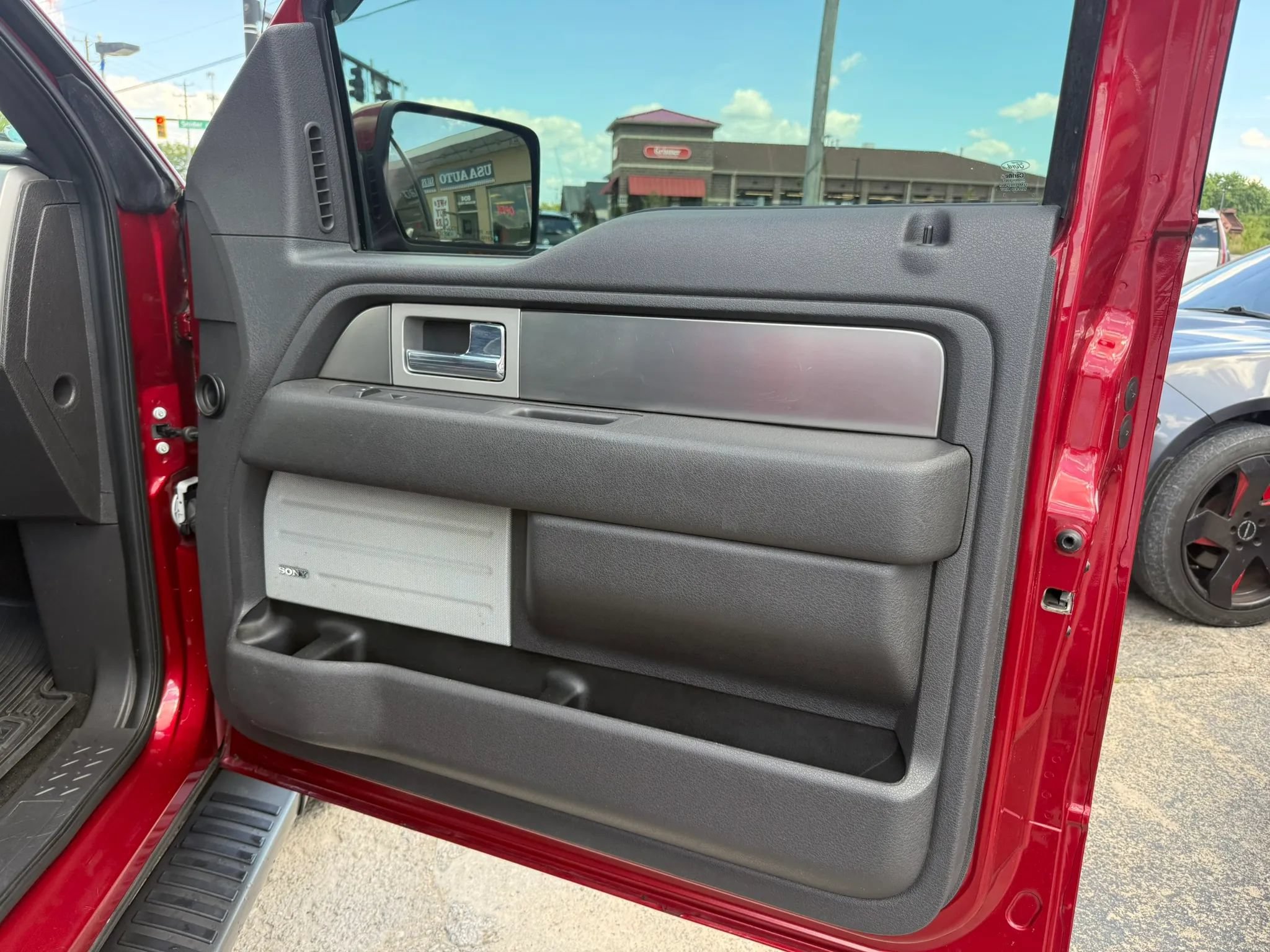 Used 2013 Ford F150 FX4 w/ Luxury Equipment Group AWD/4WD image 22