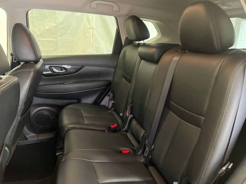 Used 2020 Nissan Rogue SL AWD/4WD image 37