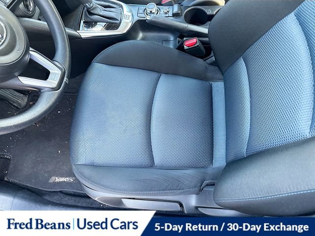 Used 2019 Toyota Yaris LE FWD image 9