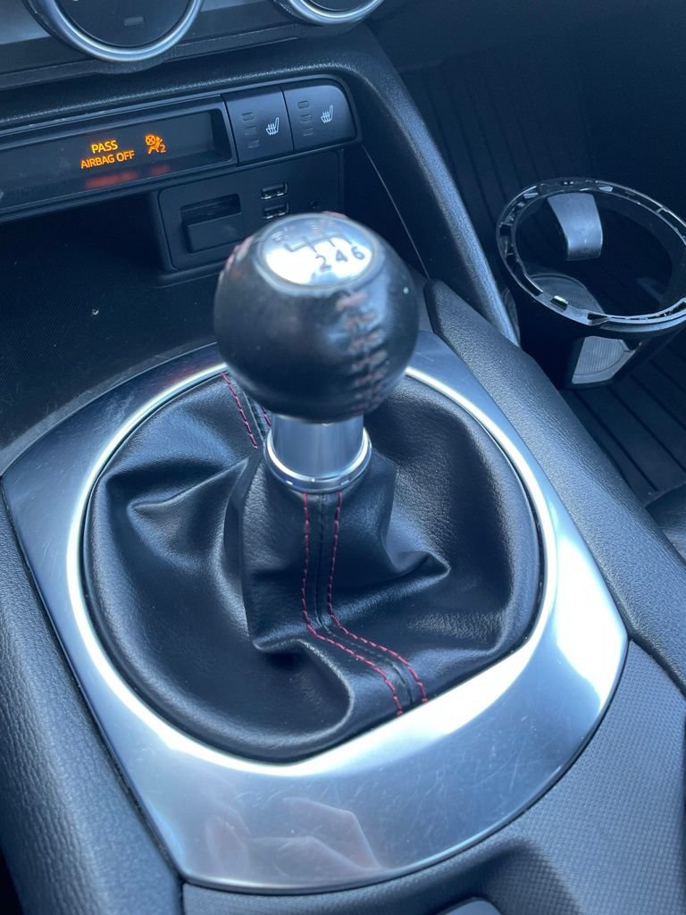 Used 2019 MAZDA MX-5 Miata RF Grand Touring w/ GT-S Package RWD image 13