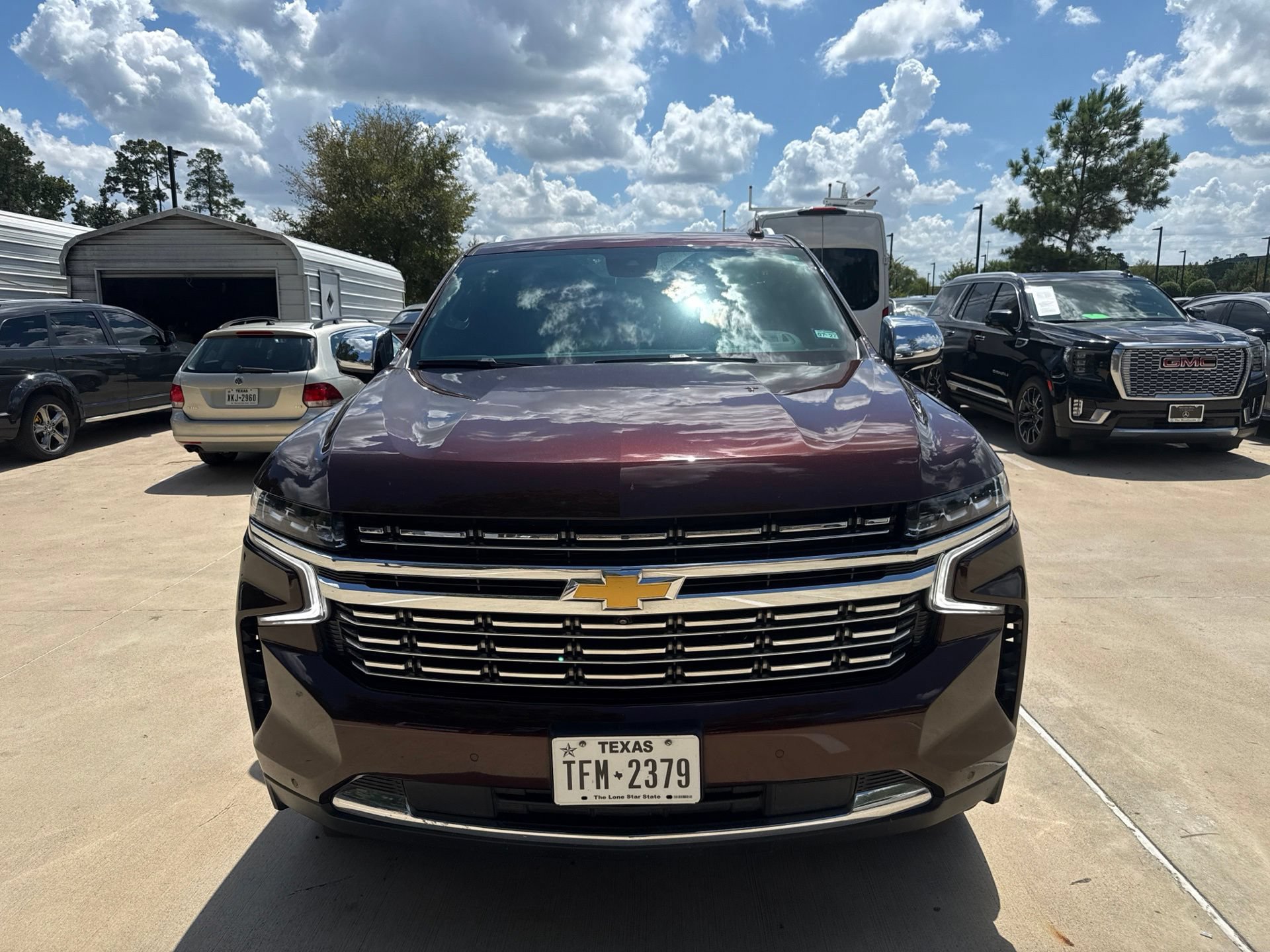 Used 2023 Chevrolet Tahoe Premier AWD/4WD image 2