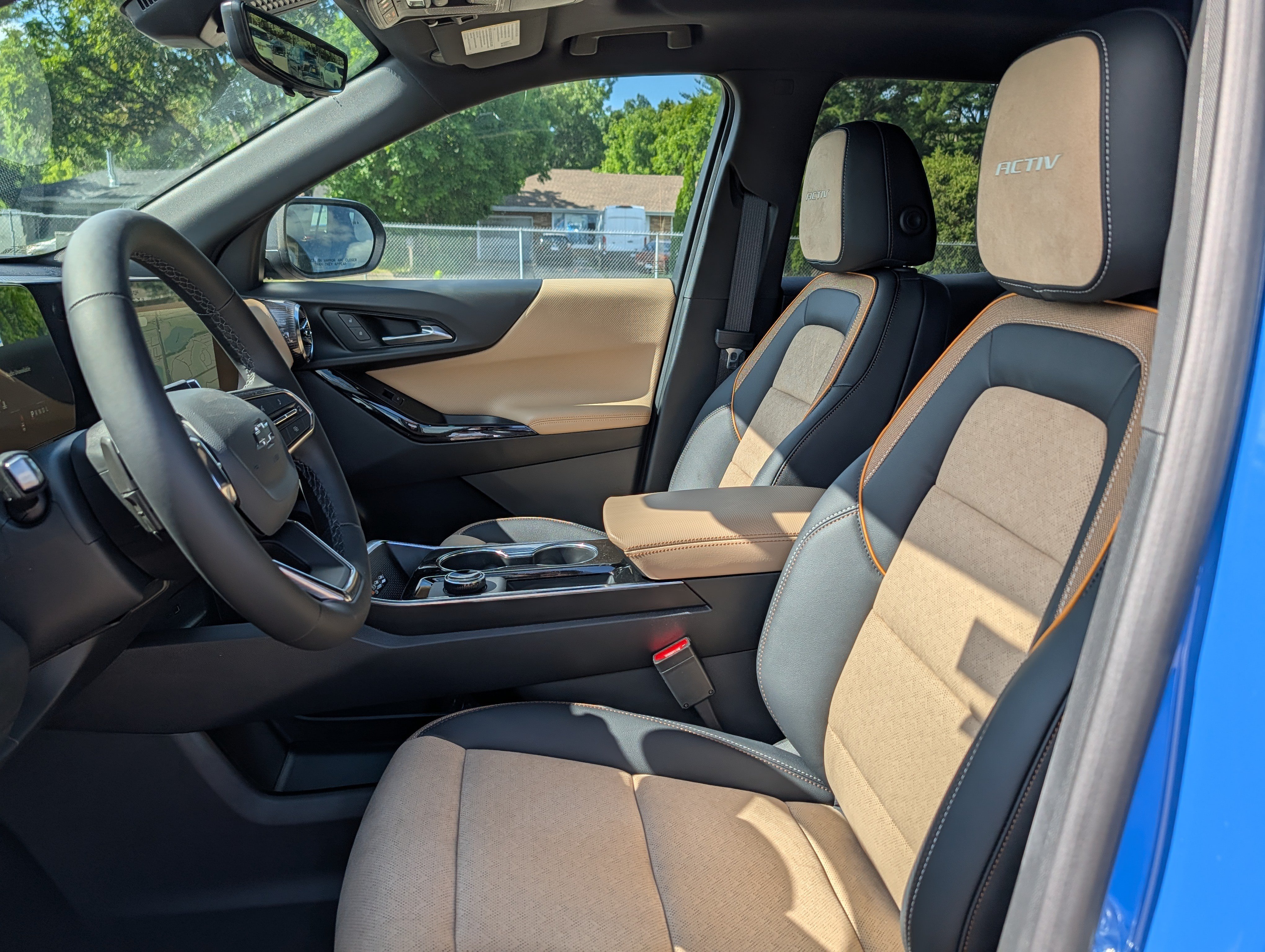 New 2026 Chevrolet Equinox ACTIV w/ Convenience Package III AWD/4WD image 8