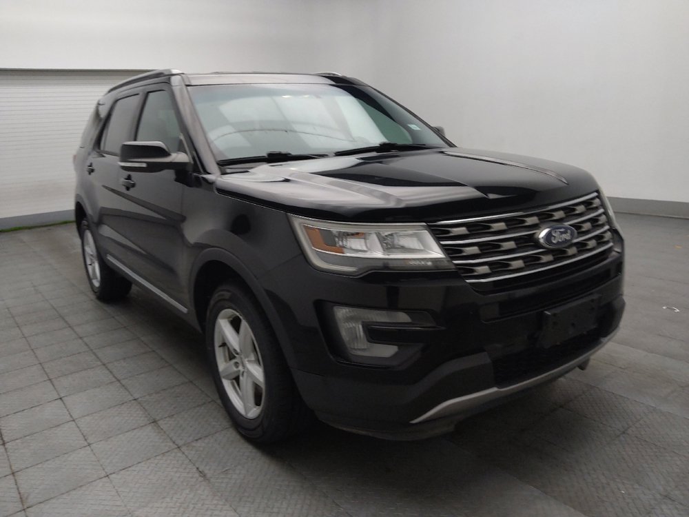 Used 2017 Ford Explorer XLT AWD/4WD image 13