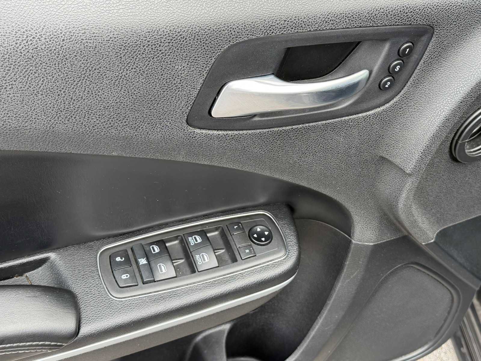 Certified 2021 Dodge Charger SXT w/ Leather Interior Group RWD image 14