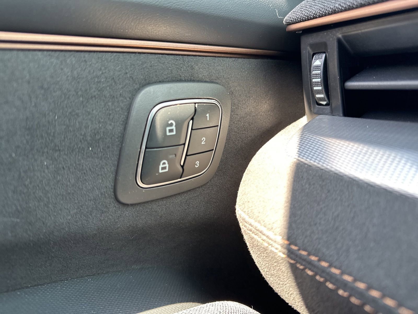 Certified 2021 Ford Mustang Mach-E GT AWD/4WD image 28