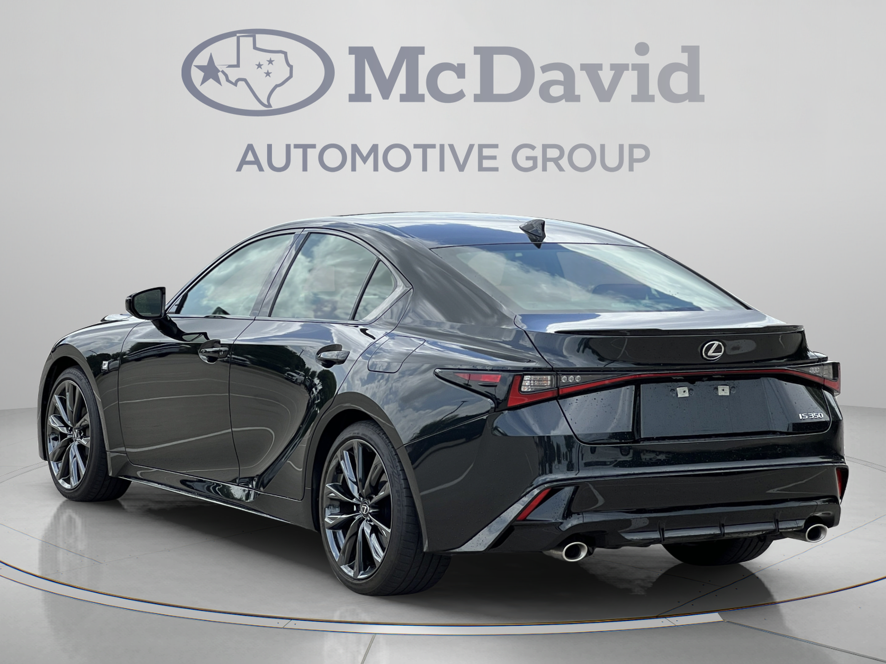Used 2025 Lexus IS 350 F Sport RWD image 5