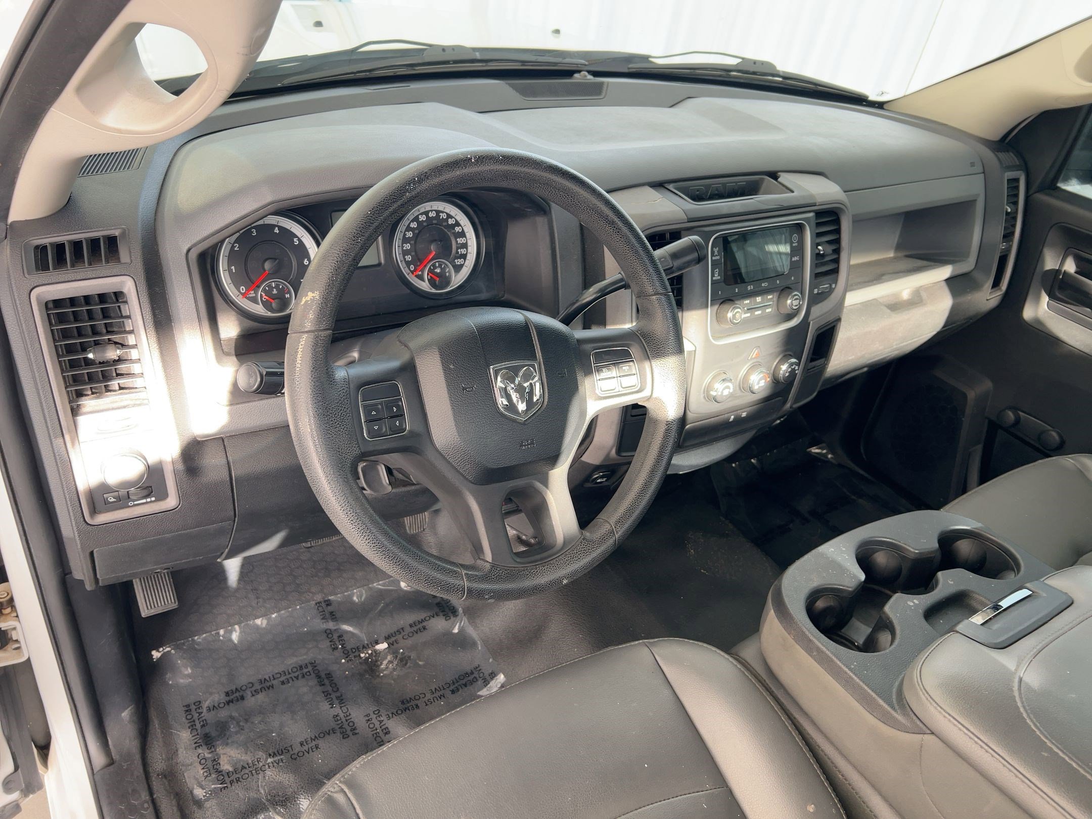 Used 2014 RAM 1500 Tradesman w/ Exterior Appearance Group image 4