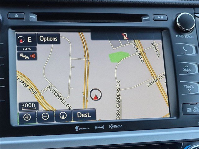 Used 2017 Toyota Highlander SE AWD/4WD image 12