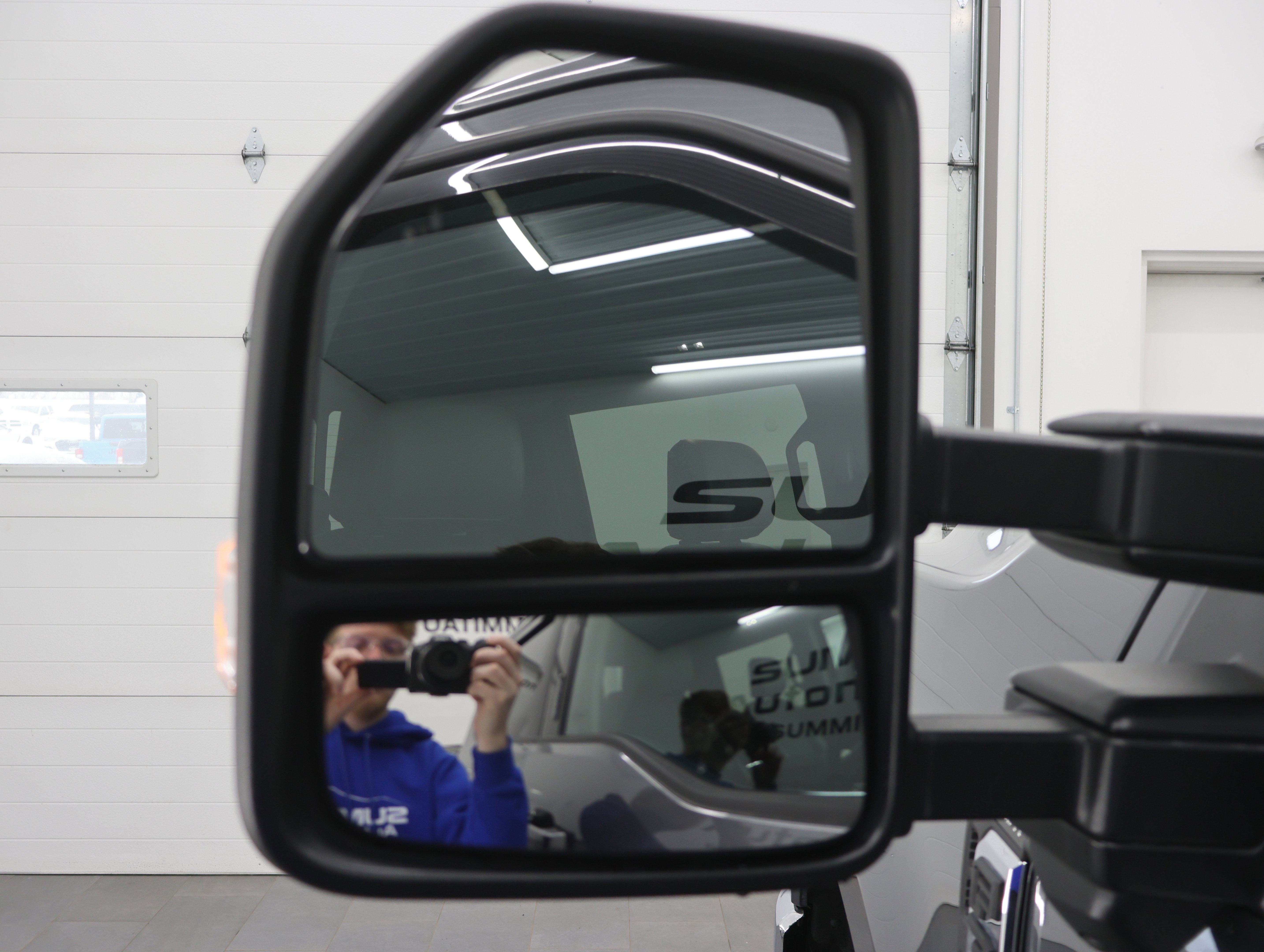 Used 2023 Ford F350 Lariat image 40