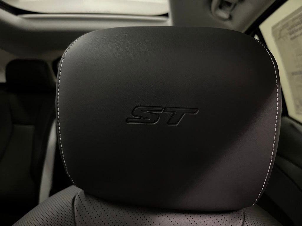 New 2026 Buick Envision Sport Touring image 26