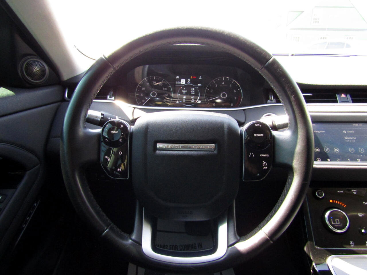 Used 2020 Land Rover Range Rover Evoque S image 10