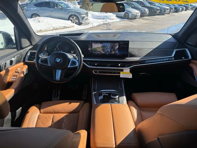 Used 2023 BMW X7 xDrive40i w/ M Sport Package image 53