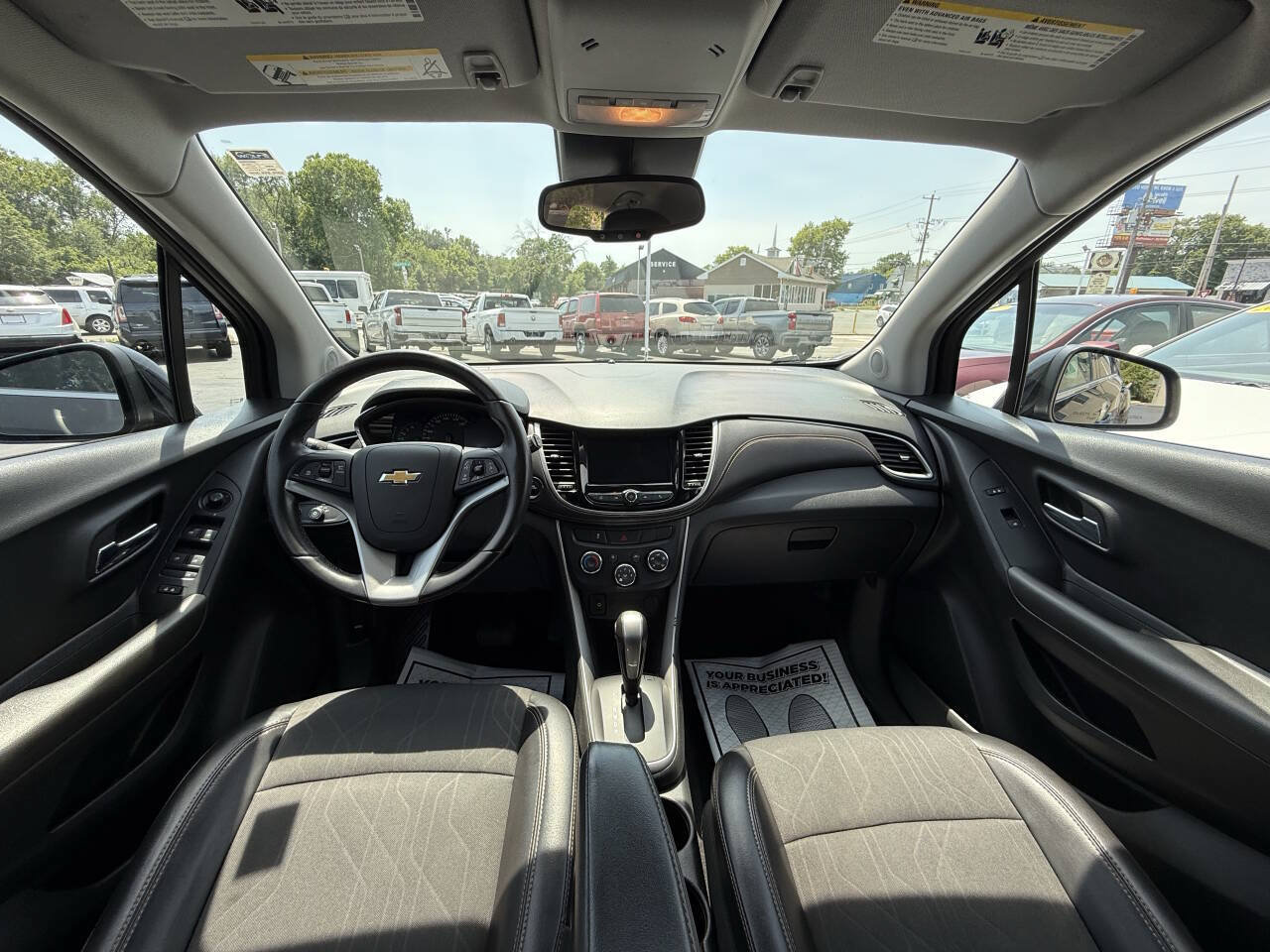 Used 2019 Chevrolet Trax LT w/ LT Convenience Package AWD/4WD image 13