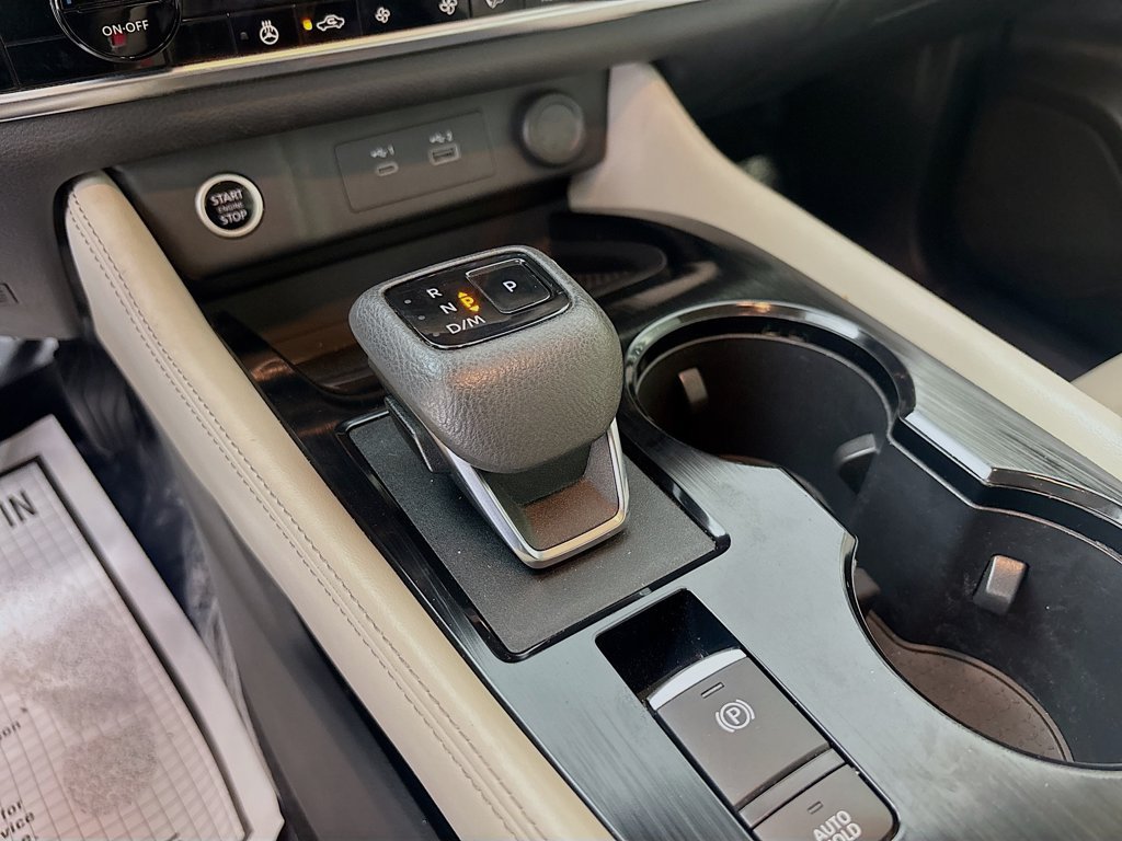Used 2023 Nissan Rogue SL FWD image 18