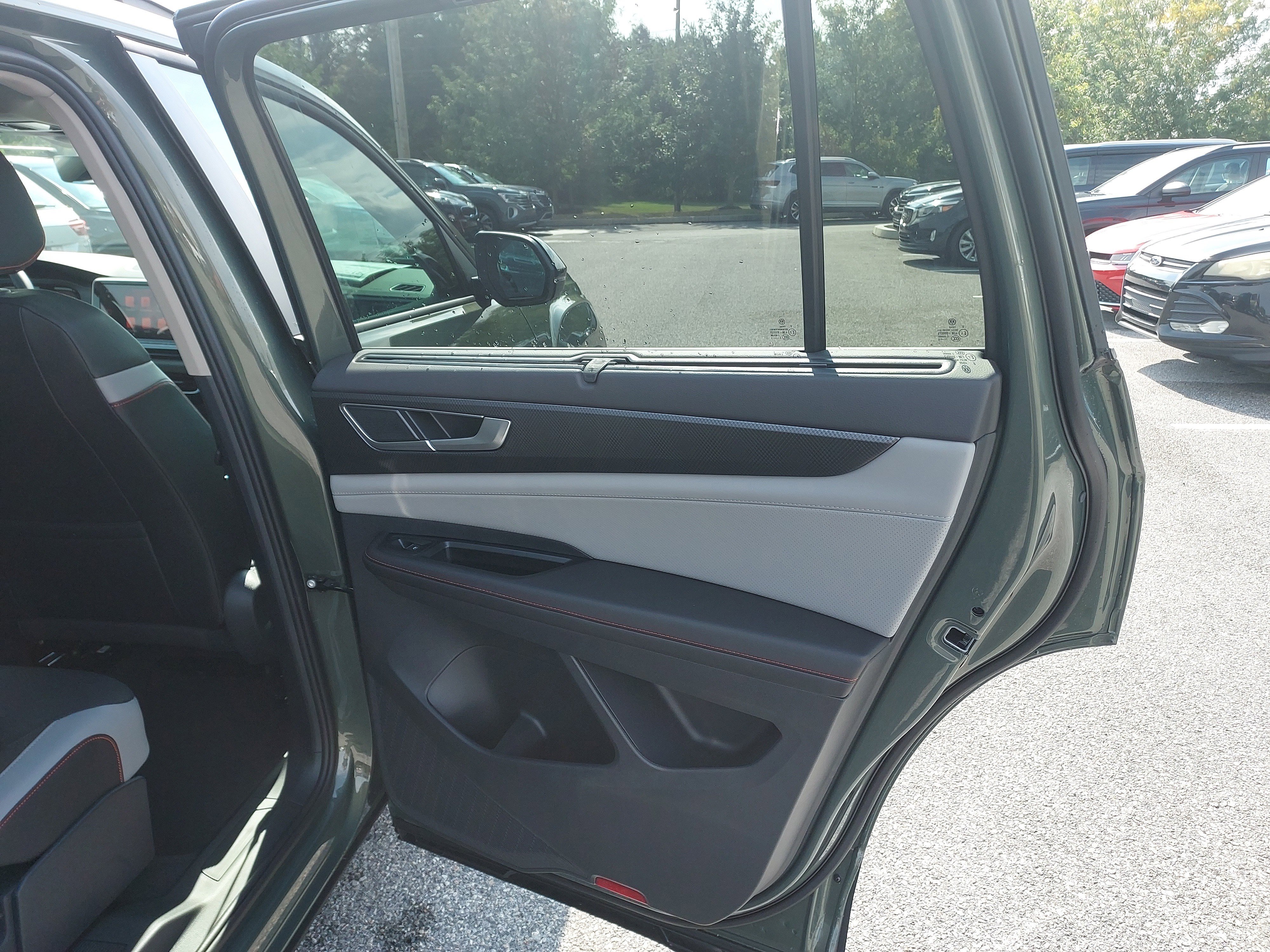 New 2026 Volkswagen Atlas Peak Edition image 21