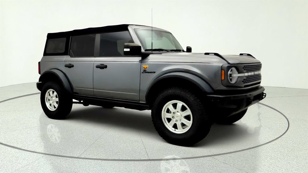 Used 2022 Ford Bronco Badlands AWD/4WD image 3