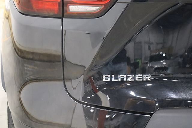 Used 2023 Chevrolet Blazer LT image 41