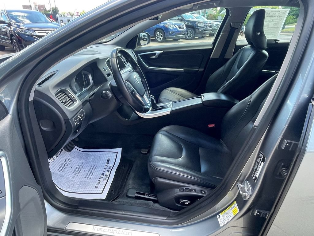 Used 2018 Volvo S60 T5 Inscription AWD/4WD image 12