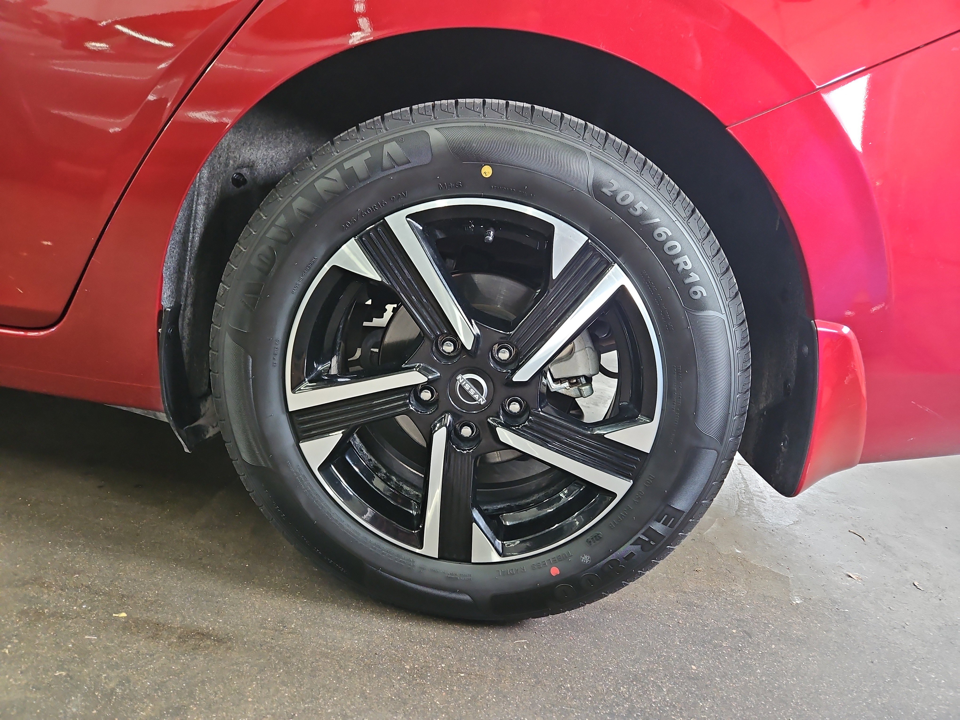 Used 2024 Nissan Sentra SV image 25