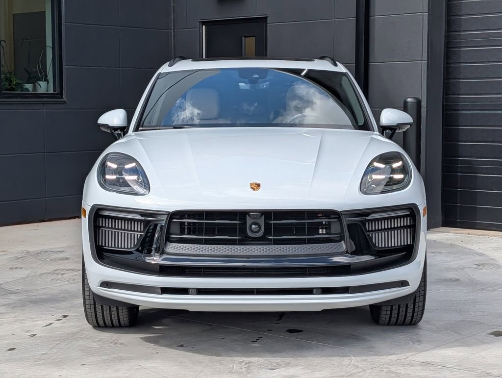 Used 2025 Porsche Macan S image 9