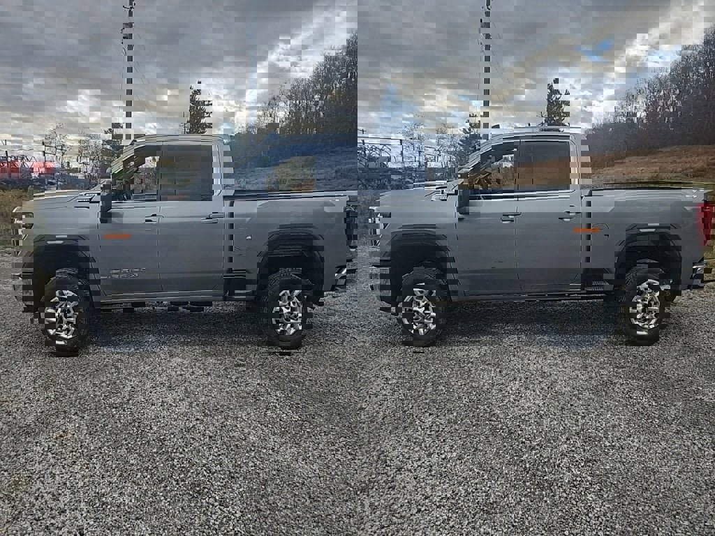 New 2026 GMC Sierra 2500 SLE image 2