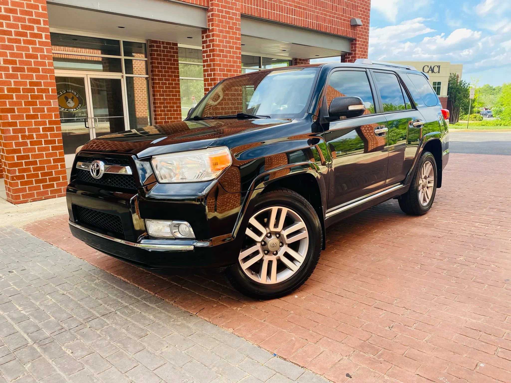 Used 2011 Toyota 4Runner Limited image 3