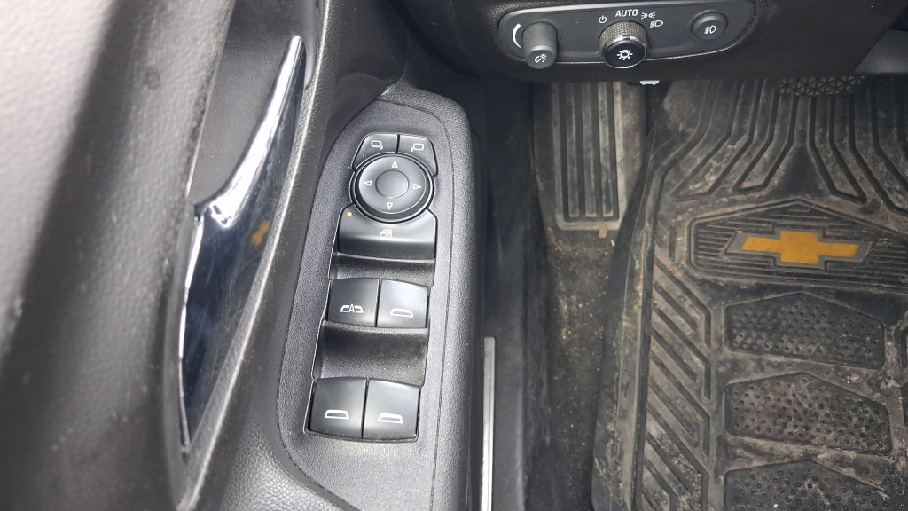 Used 2020 Chevrolet Equinox Premier AWD/4WD image 26