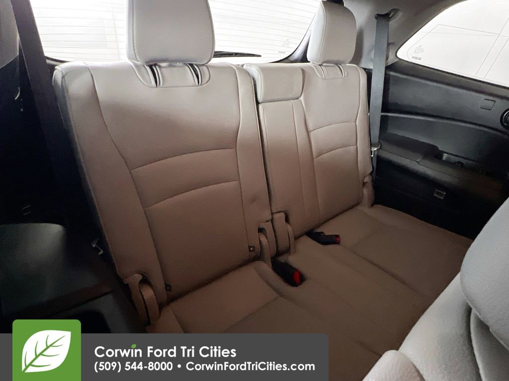 Used 2018 Honda Pilot Touring image 16