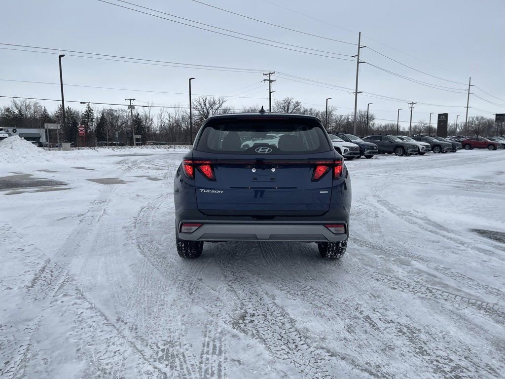 New 2026 Hyundai Tucson SE image 3