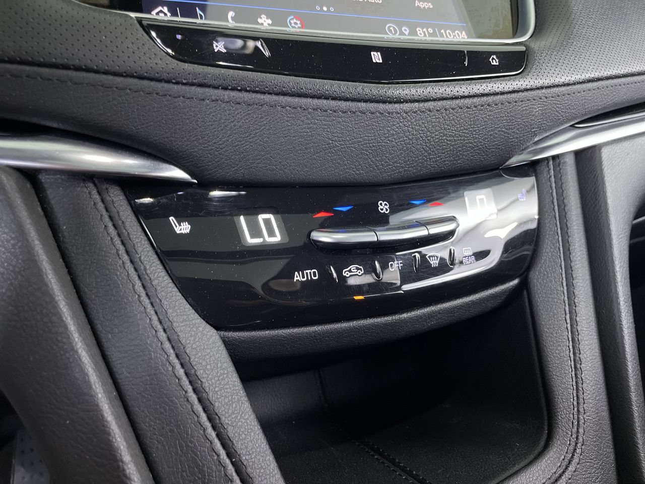 Used 2021 Cadillac XT6 Luxury AWD/4WD image 16
