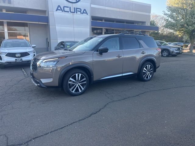 Used 2023 Nissan Pathfinder Platinum AWD/4WD image 36