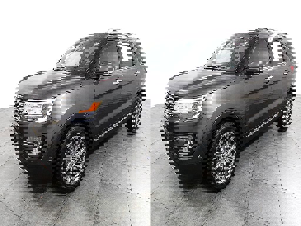 Certified 2017 Ford Explorer Limited w/ Equipment Group 301A image 3