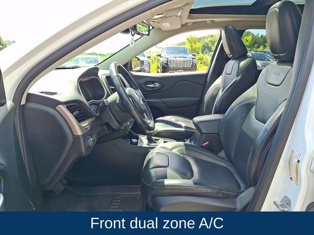 Used 2016 Jeep Cherokee Limited AWD/4WD image 2