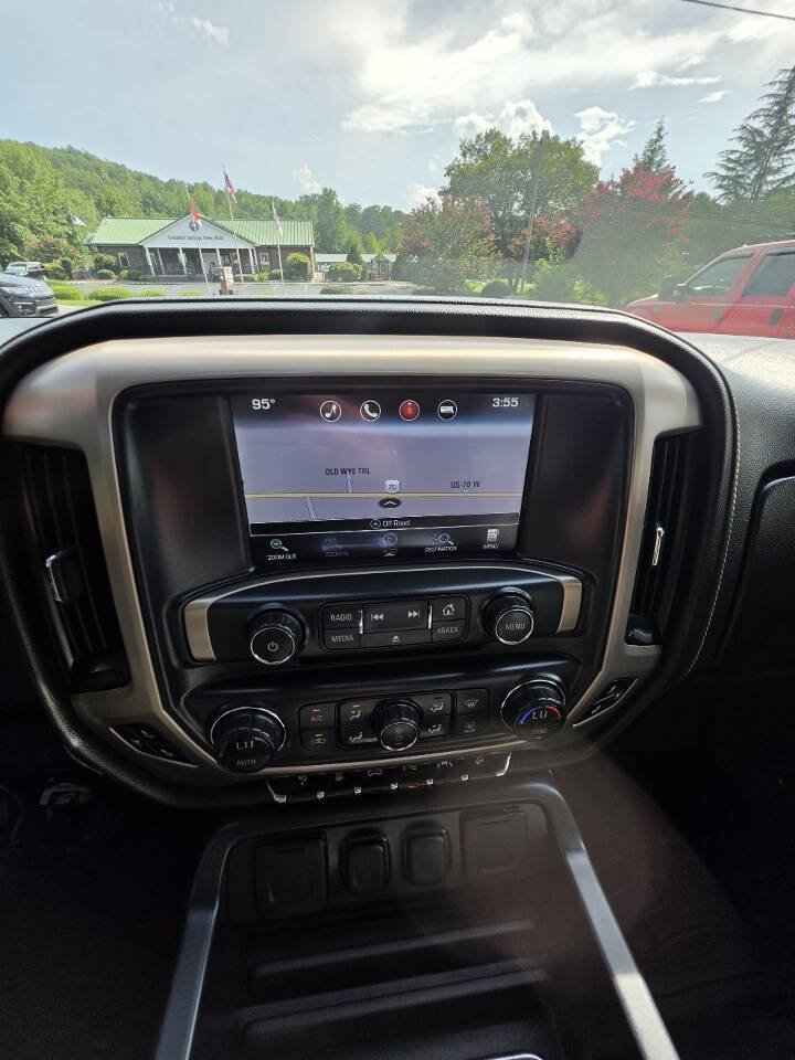 Used 2016 GMC Sierra 1500 Denali w/ Enhanced Driver Alert Package AWD/4WD image 22