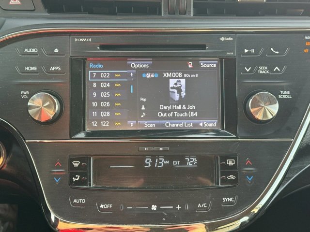 Used 2018 Toyota Avalon XLE image 17