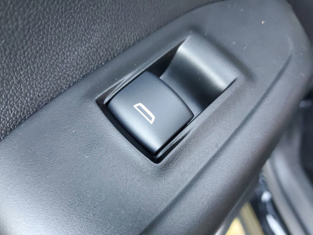 Used 2023 Chevrolet TrailBlazer LT image 15