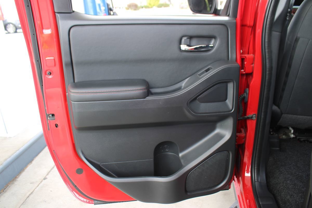 Used 2024 Nissan Frontier Pro-X w/ Pro Convenience Package RWD image 41