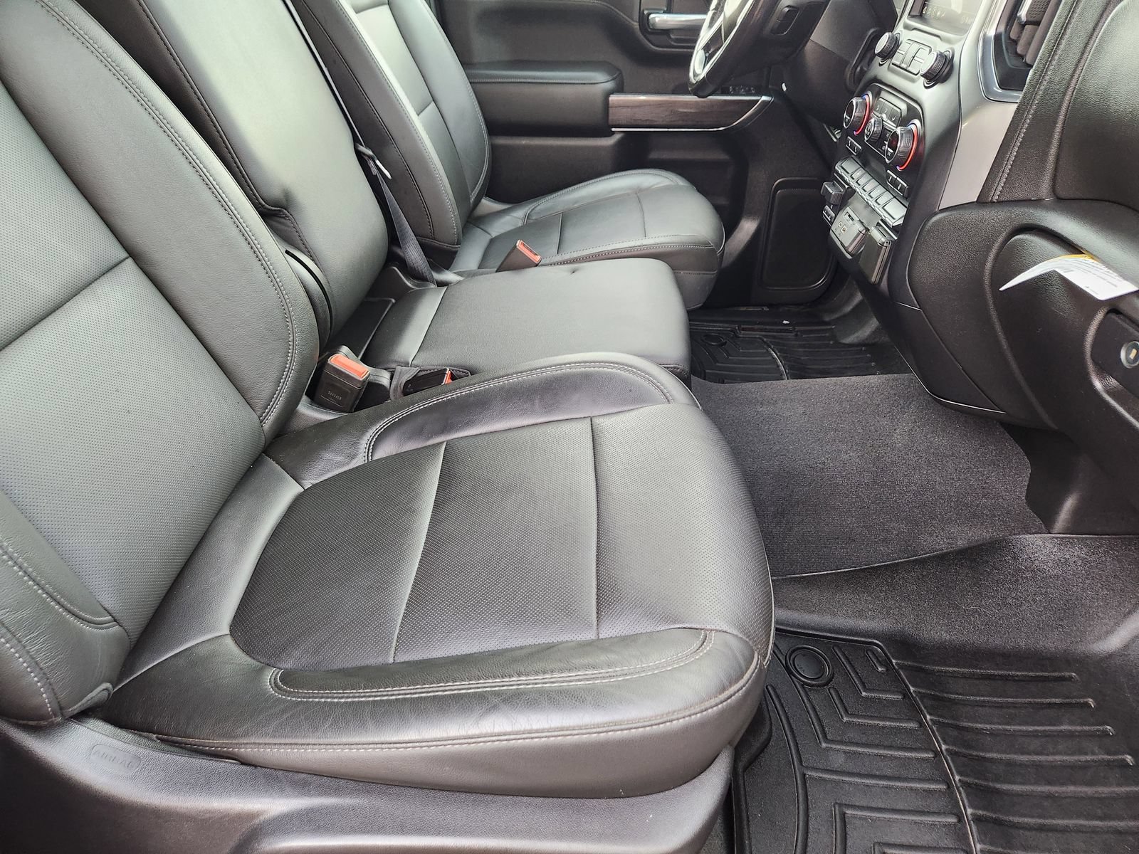 Used 2020 Chevrolet Silverado 3500 LTZ AWD/4WD image 19