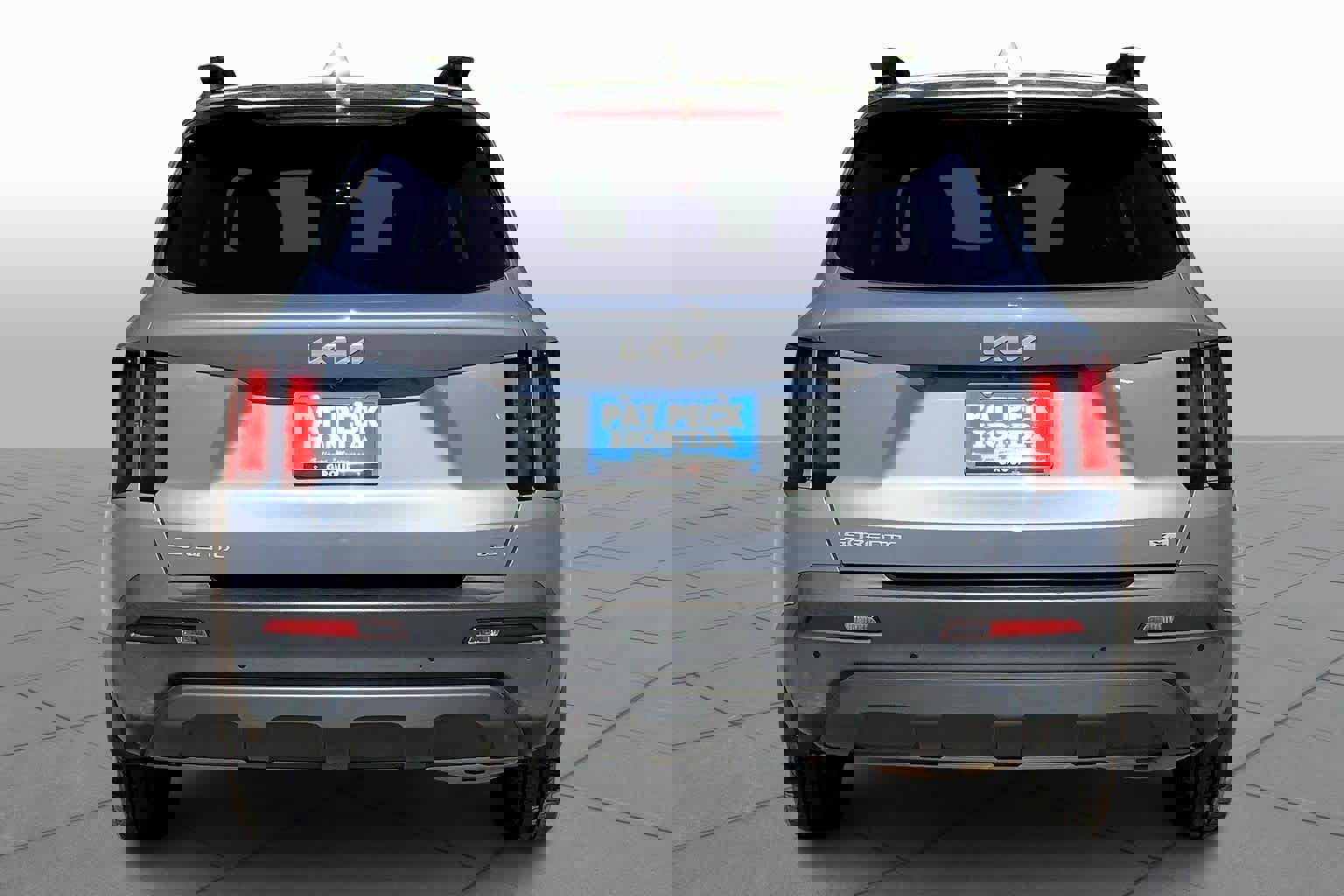 Used 2023 Kia Sorento S w/ Panoramic Sunroof Package image 4